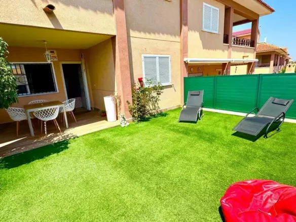 2-bedroom Apartment In Santa Pola, Spain (85 M²)