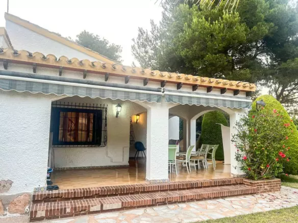 4-bedroom Villa In Orihuela Costa, Spain (200 M²)