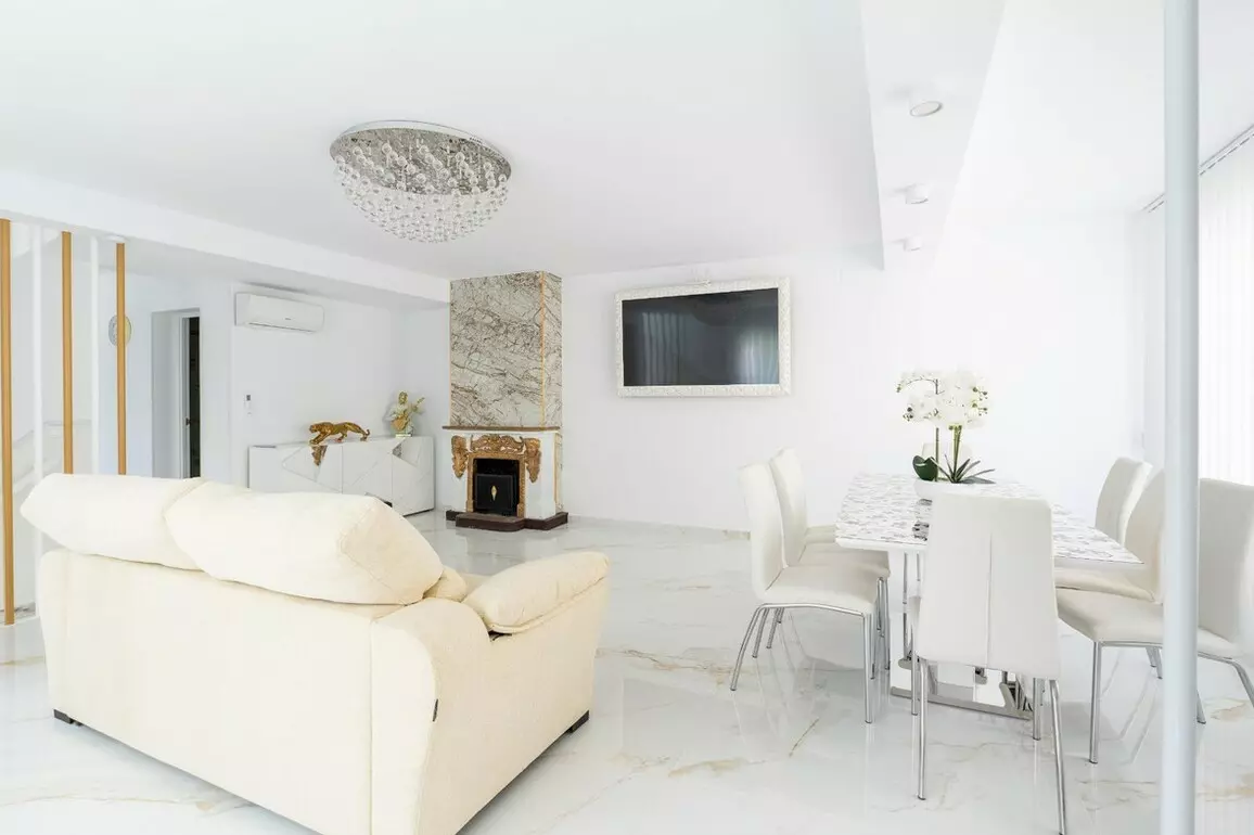 4-bedroom Town House In Orihuela Costa, Spain (163 M²)