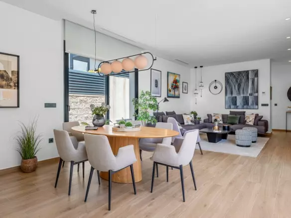 3-bedroom Villa In Benijofar, Spain (146 M²)