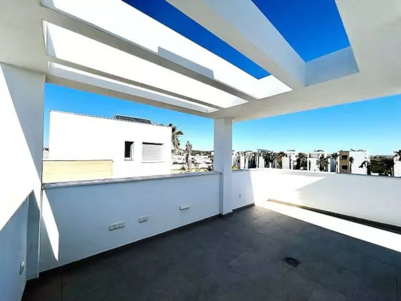 3-bedroom Villa In Guardamar Del Segura, Spain (180 M²)