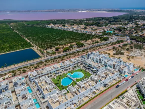 2-bedroom Apartment In Torrevieja, Spain (85 M²)