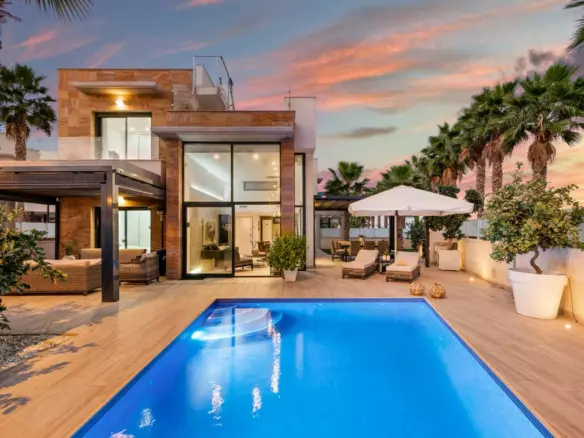 5-bedroom Villa In Orihuela Costa, Spain (180 M²)