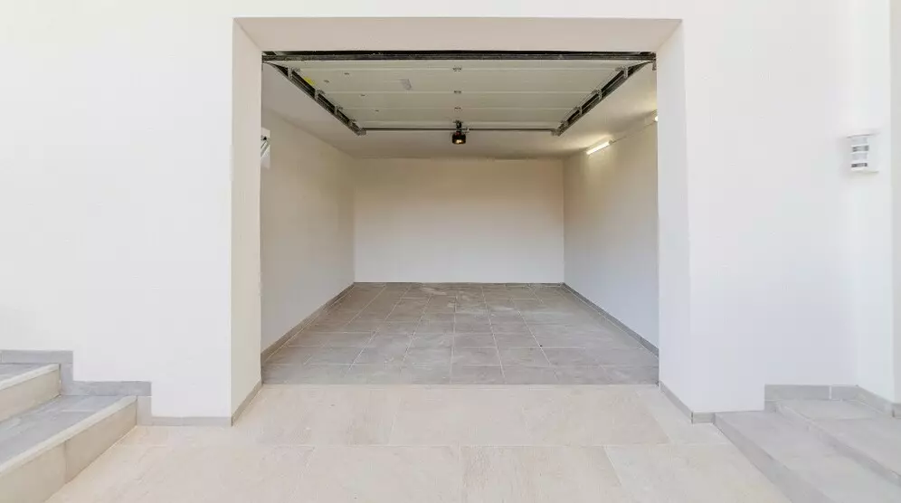 6-bedroom Villa In Torrevieja, Spain (286 M²)