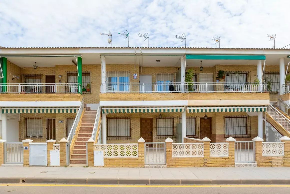 3-bedroom Apartment In Pilar De La Horadada, Spain (70 M²)