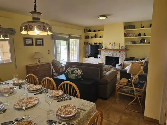 5-bedroom Villa In Orihuela Costa, Spain (207 M²)