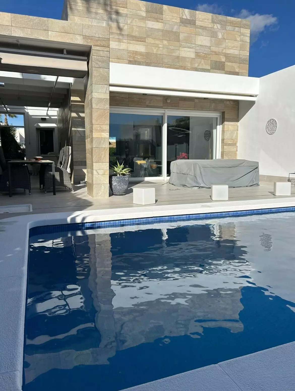 3-bedroom Villa In Algorfa, Spain (130 M²)