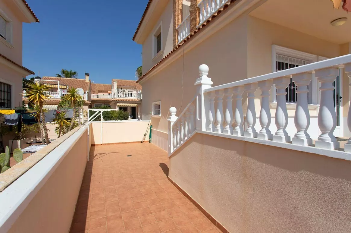 4-bedroom Villa In Torrevieja, Spain (180 M²)