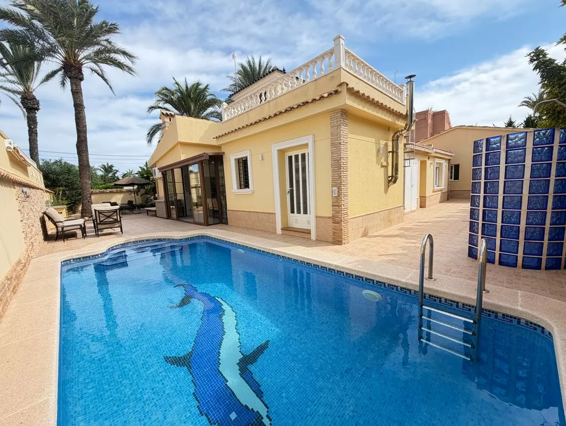 4-bedroom Villa In Cabo Roig, Spain (150 M²)