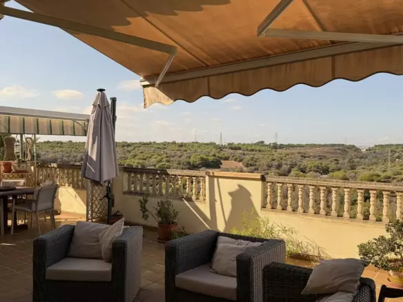 5-bedroom Villa In Orihuela Costa, Spain (214 M²)