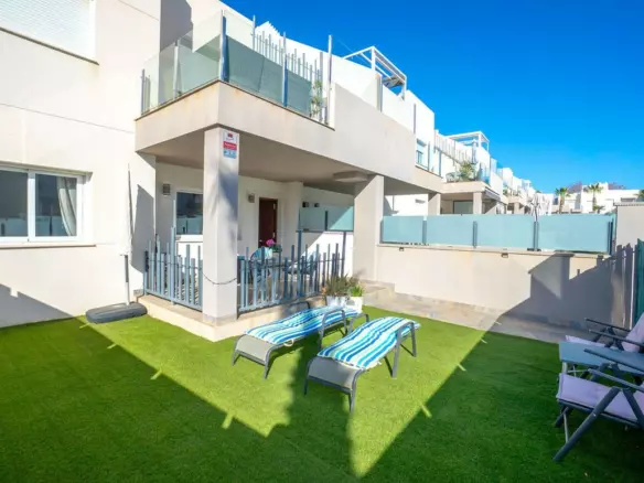 2-bedroom Apartment In Torrevieja, Spain (76 M²)