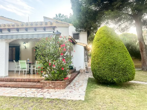 4-bedroom Villa In Orihuela Costa, Spain (200 M²)