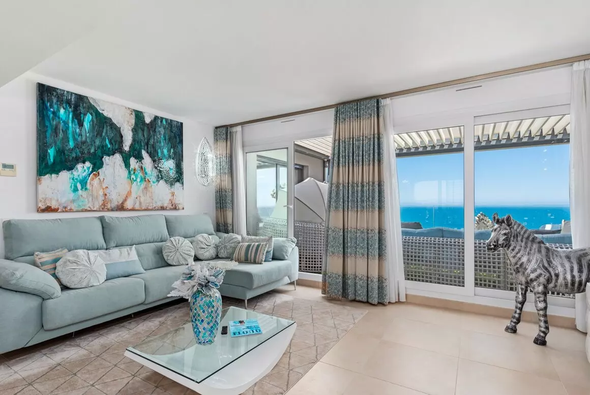 2-bedroom Apartment In Orihuela Costa, Spain (120 M²)