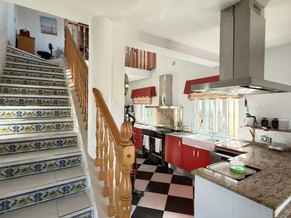 5-bedroom Villa In Orihuela Costa, Spain (214 M²)