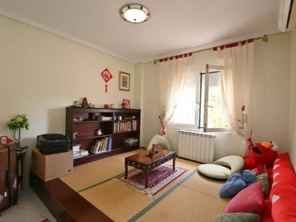 4-bedroom Villa In Orihuela Costa, Spain (234 M²)