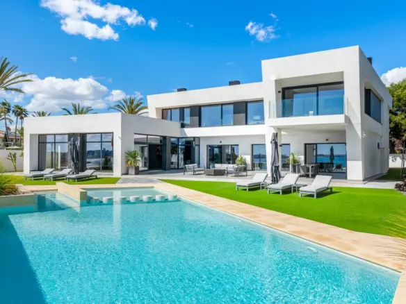 6-bedroom Villa In Cabo Roig, Spain (479 M²)