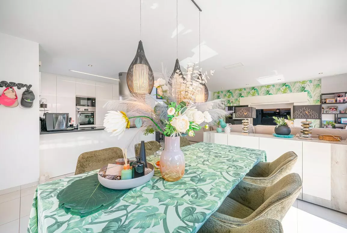 3-bedroom Villa In Rojales, Spain (136 M²)