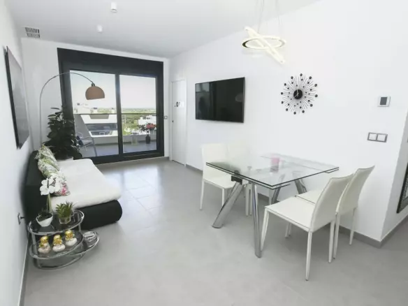 2-bedroom Apartment In Elche, Spain (64 M²)