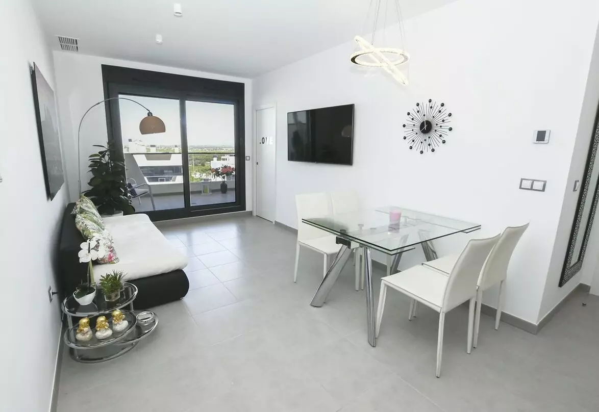 2-bedroom Apartment In Elche, Spain (64 M²)