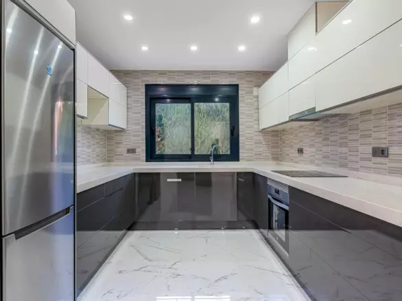 4-bedroom Villa In Orihuela Costa, Spain (245 M²)