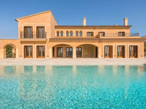 5-bedroom Country House In Andratx, Spain (800 M²)