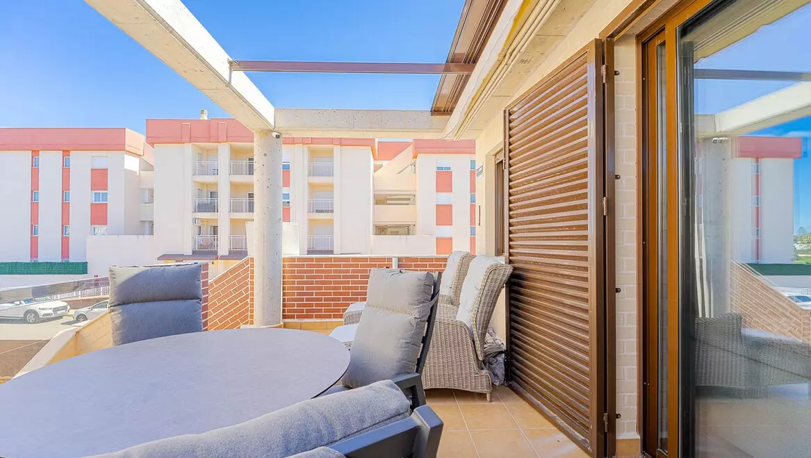 3-bedroom Apartment In Orihuela Costa, Spain (81 M²)