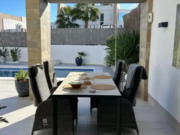3-bedroom Villa In Algorfa, Spain (130 M²)