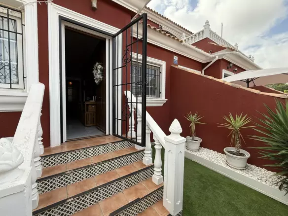 3-bedroom Villa In Orihuela Costa, Spain (89 M²)
