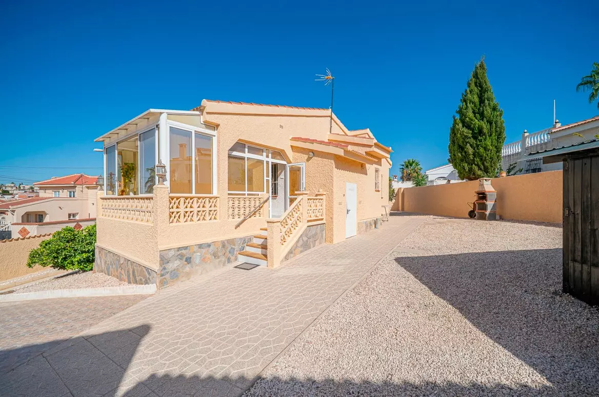 5-bedroom Villa In Rojales, Spain (97 M²)