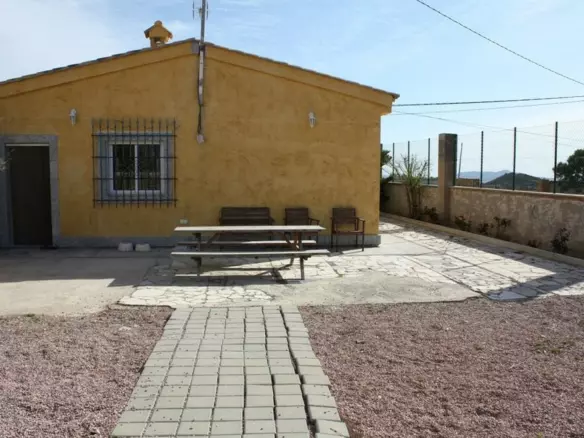 3-bedroom Villa In La Romana, Spain (200 M²)