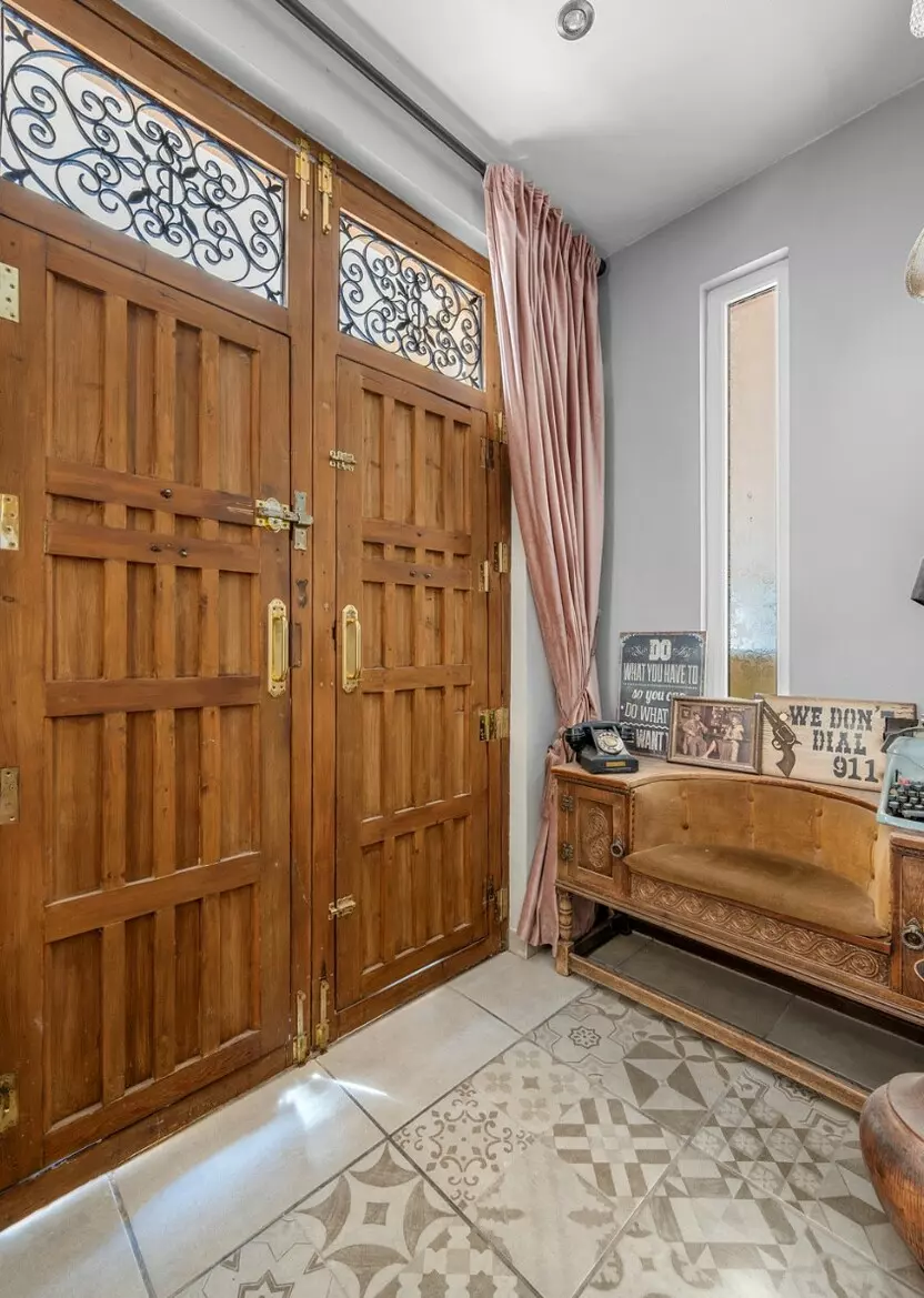 6-bedroom Country House In Almoradi, Spain (286 M²)