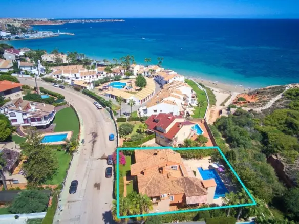 4-bedroom Villa In Orihuela Costa, Spain (487 M²)