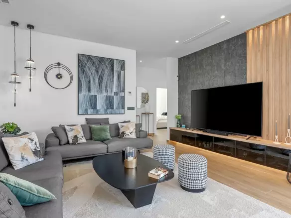 3-bedroom Villa In Benijofar, Spain (146 M²)