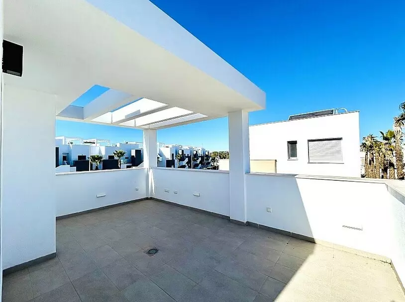 3-bedroom Villa In Guardamar Del Segura, Spain (180 M²)