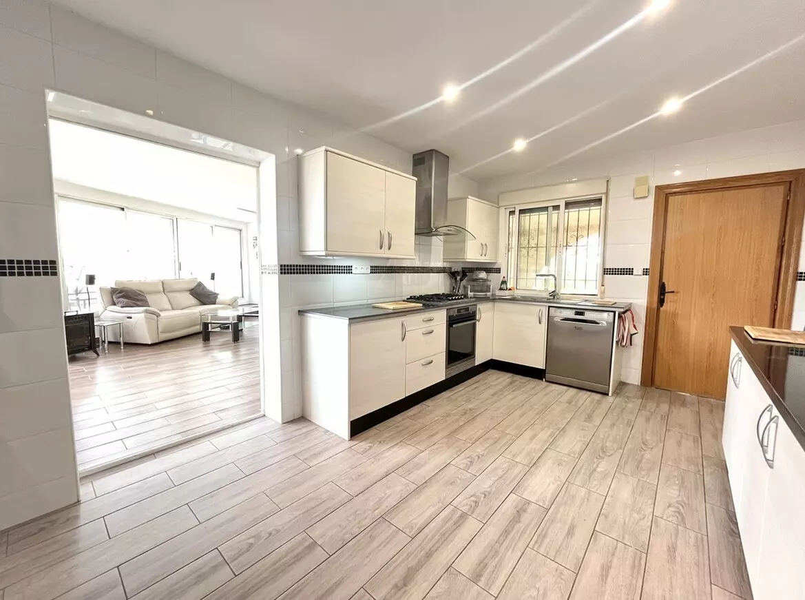 3-bedroom Villa In Pilar De La Horadada, Spain (217 M²)