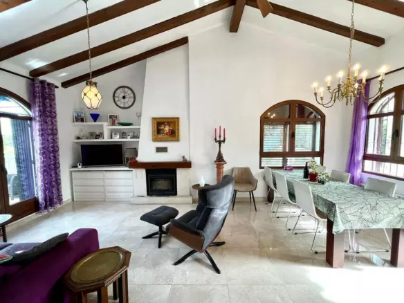 4-bedroom Villa In Orihuela Costa, Spain (184 M²)