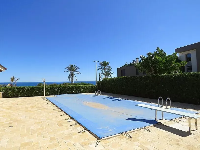 7-bedroom Villa In Cabo Roig, Spain (600 M²)