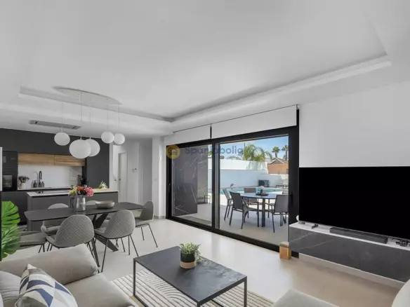 3-bedroom Villa In Rojales, Spain (129 M²)