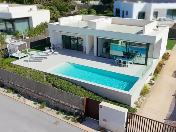 3-bedroom Villa In Orihuela, Spain (240 M²)