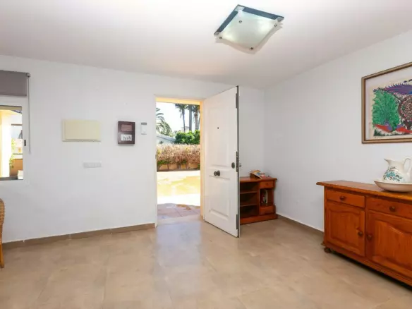 5-bedroom Villa In Orihuela Costa, Spain (293 M²)