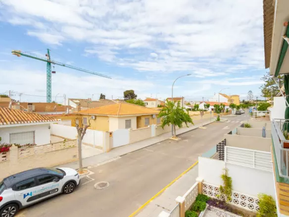 3-bedroom Apartment In Pilar De La Horadada, Spain (70 M²)