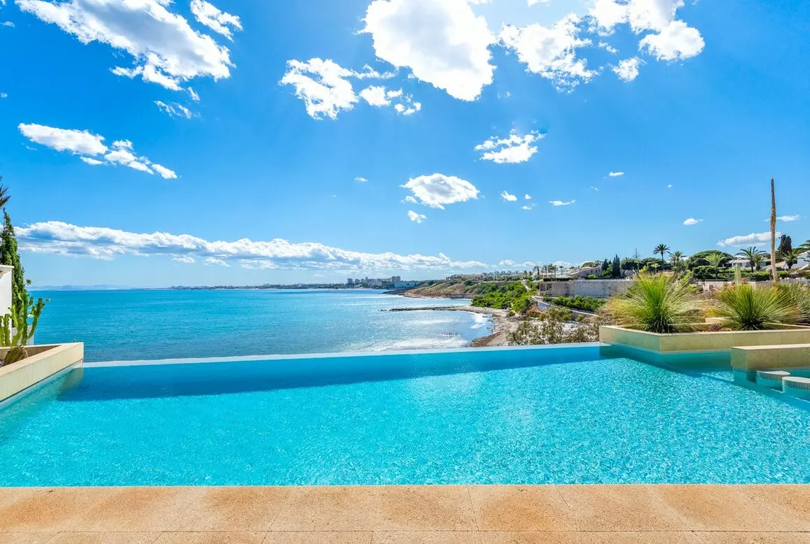 6-bedroom Villa In Cabo Roig, Spain (479 M²)