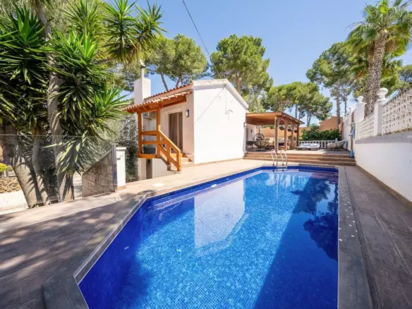 4-bedroom Villa In Pilar De La Horadada, Spain (168 M²)