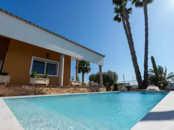 5-bedroom Villa In Orihuela, Spain (495 M²)