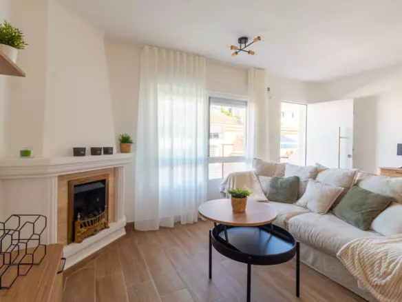 2-bedroom Townhouse In Torrevieja, Spain (80 M²)