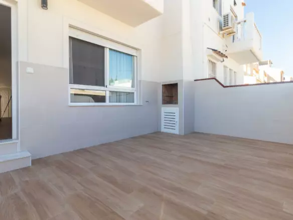 2-bedroom Townhouse In Torrevieja, Spain (80 M²)