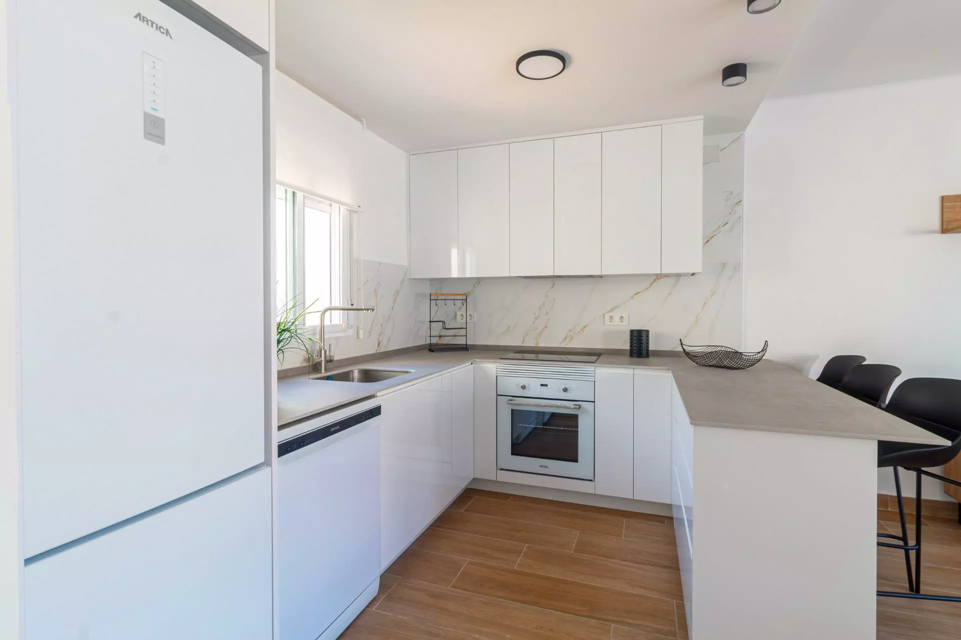 2-8-90472f 2-bedroom Townhouse In Torrevieja, Spain (80 M²)