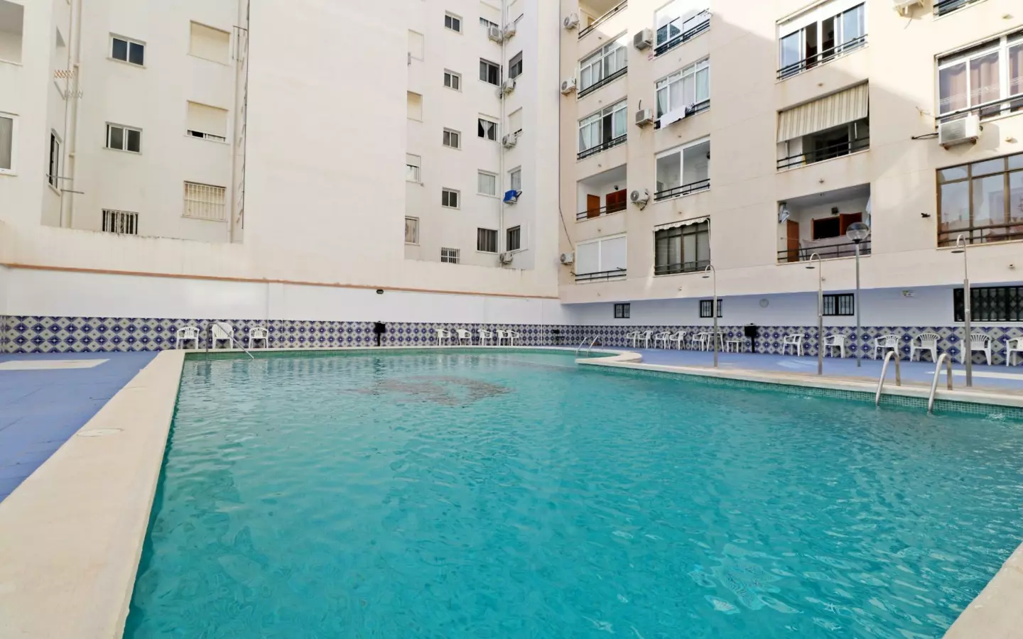 3-bedroom Penthouse In Torrevieja, Spain (95 M²)