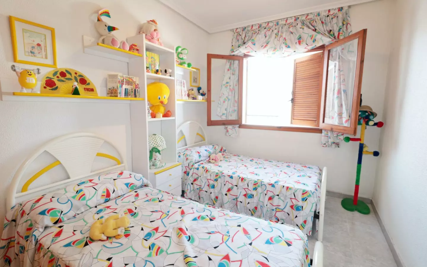 3-bedroom Penthouse In Torrevieja, Spain (95 M²)