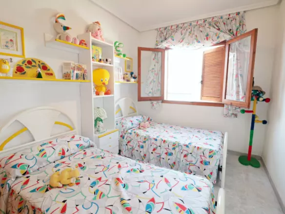3-bedroom Penthouse In Torrevieja, Spain (95 M²)